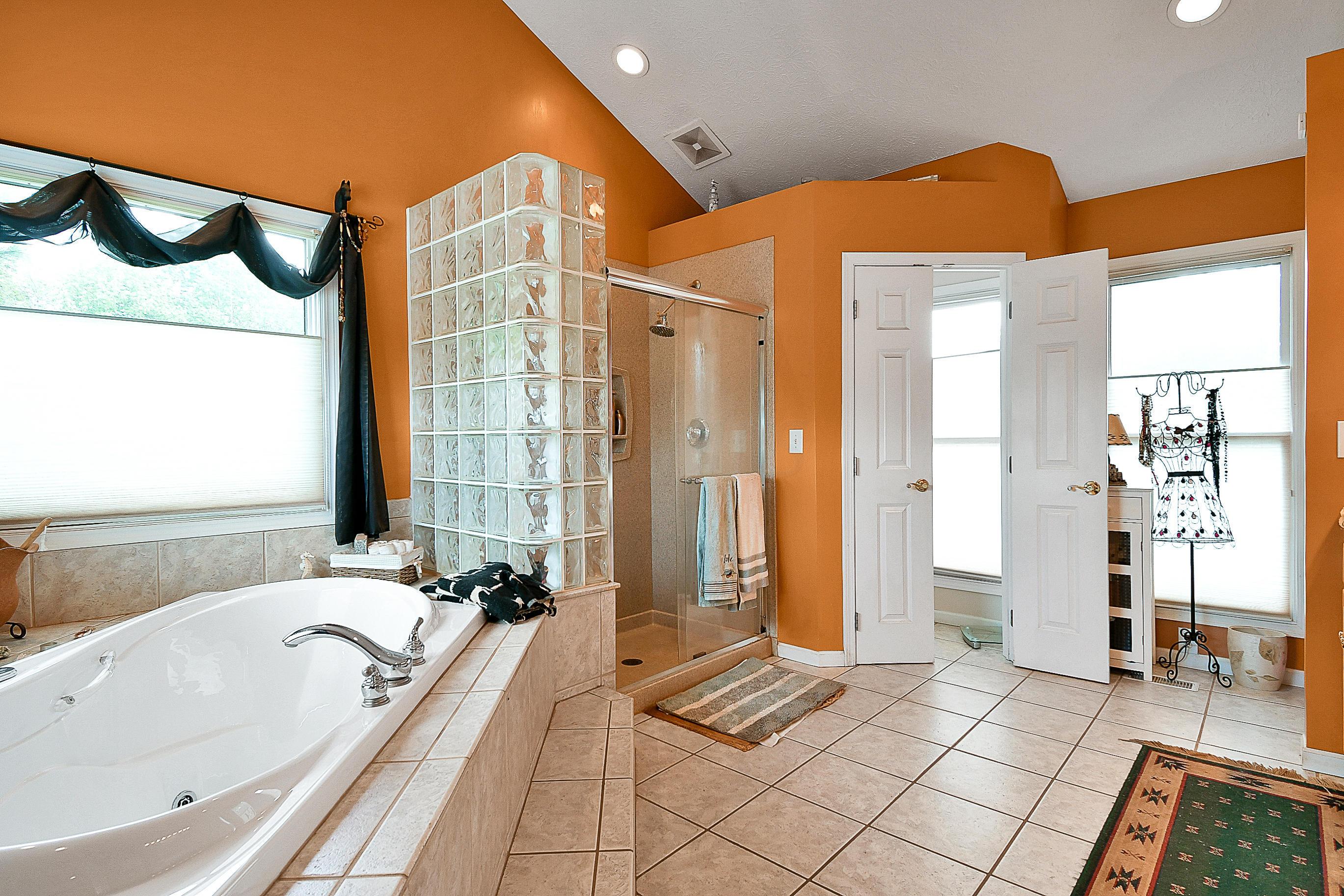 1910 Ford Road Delaware, OH 43015 - Photo 9 of 58 Gallery Image 9