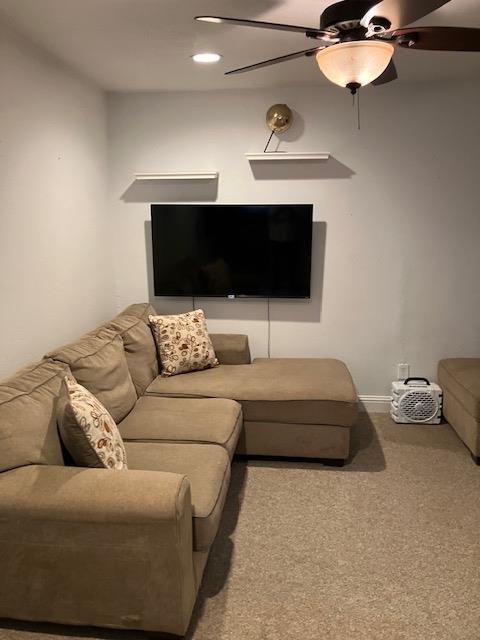 168 Decatur Avenue Clovis, CA 93611 - Photo 21 of 26 Gallery Image 21