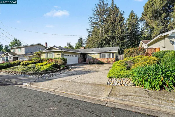 $998,500 | 236 Appalachian Drive, Martinez, CA 94553