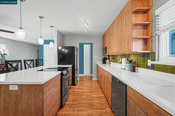 $998,500 | 236 Appalachian Drive, Martinez, CA 94553