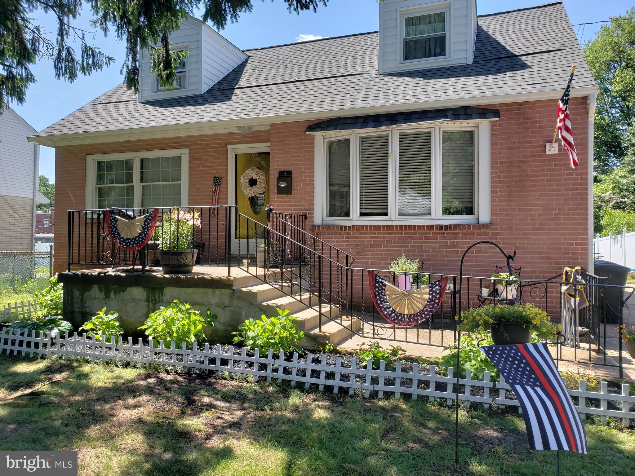 12012 Sewell Road Philadelphia, PA 19116 - Photo 1 of 28