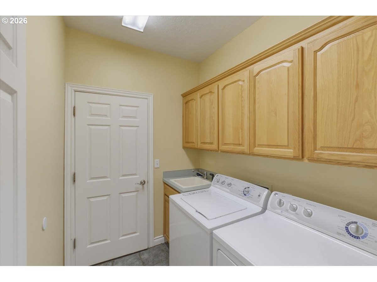 2245 Northwest Park Terrace Albany, OR 97321 - Photo 16 of 48