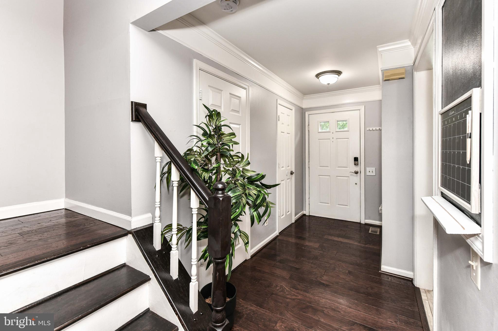 43792 Laburnum Square Ashburn, VA 20147 - Photo 2 of 46 gleaming hardwood floors