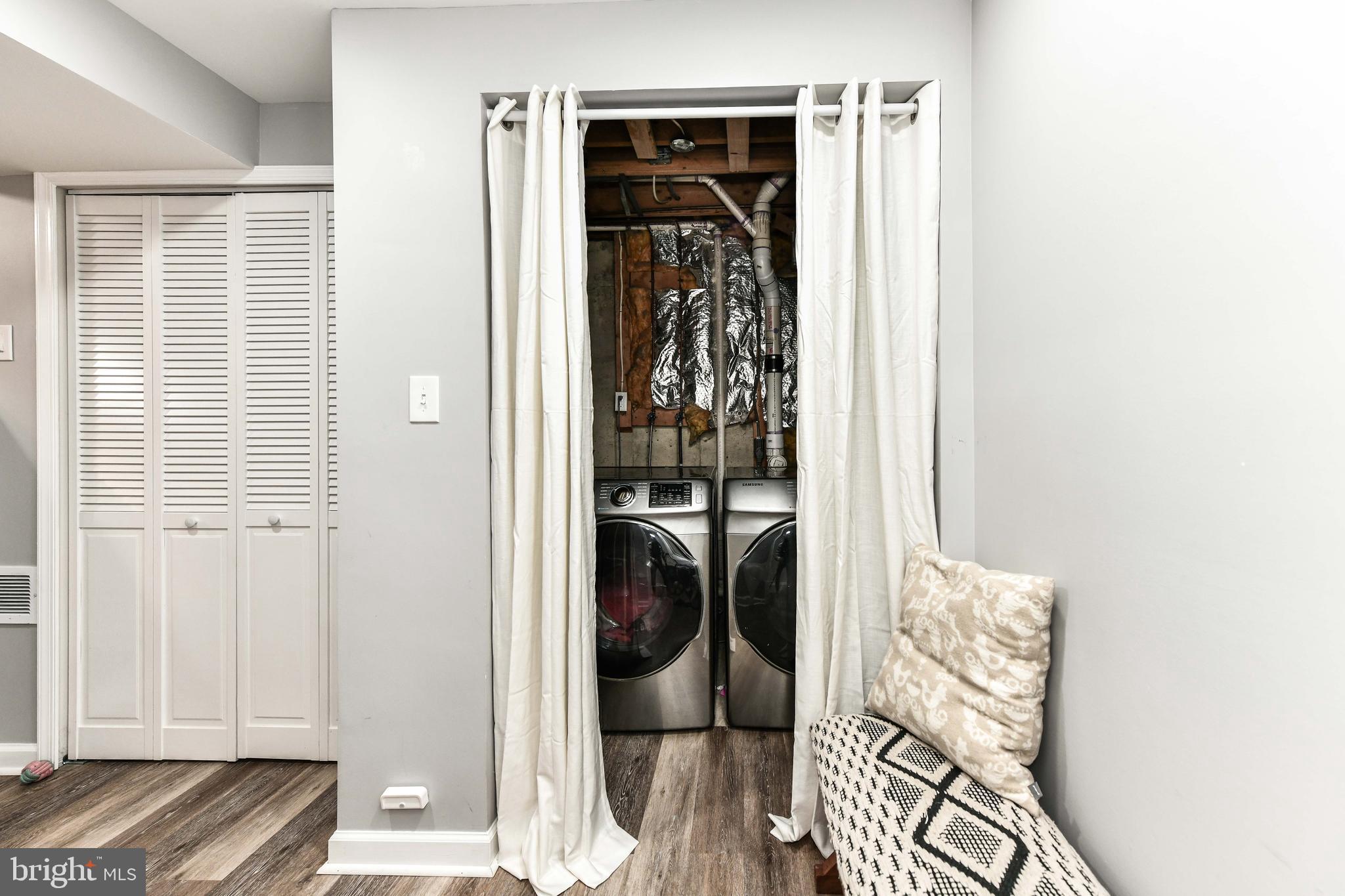 43792 Laburnum Square Ashburn, VA 20147 - Photo 31 of 46 Laundry room on LL
