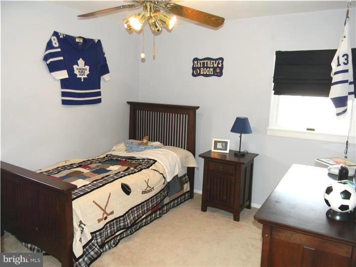 19 Papermill Road Cherry Hill, NJ 08003 - Photo 14 of 25 Bedroom 3
