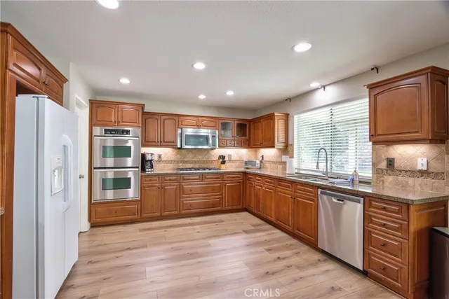 $689,900 | 35689 Yellowstone Street, Winchester, CA 92596