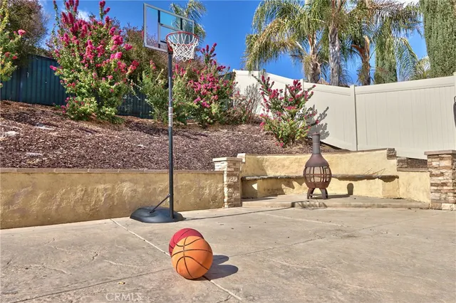 $689,900 | 35689 Yellowstone Street, Winchester, CA 92596