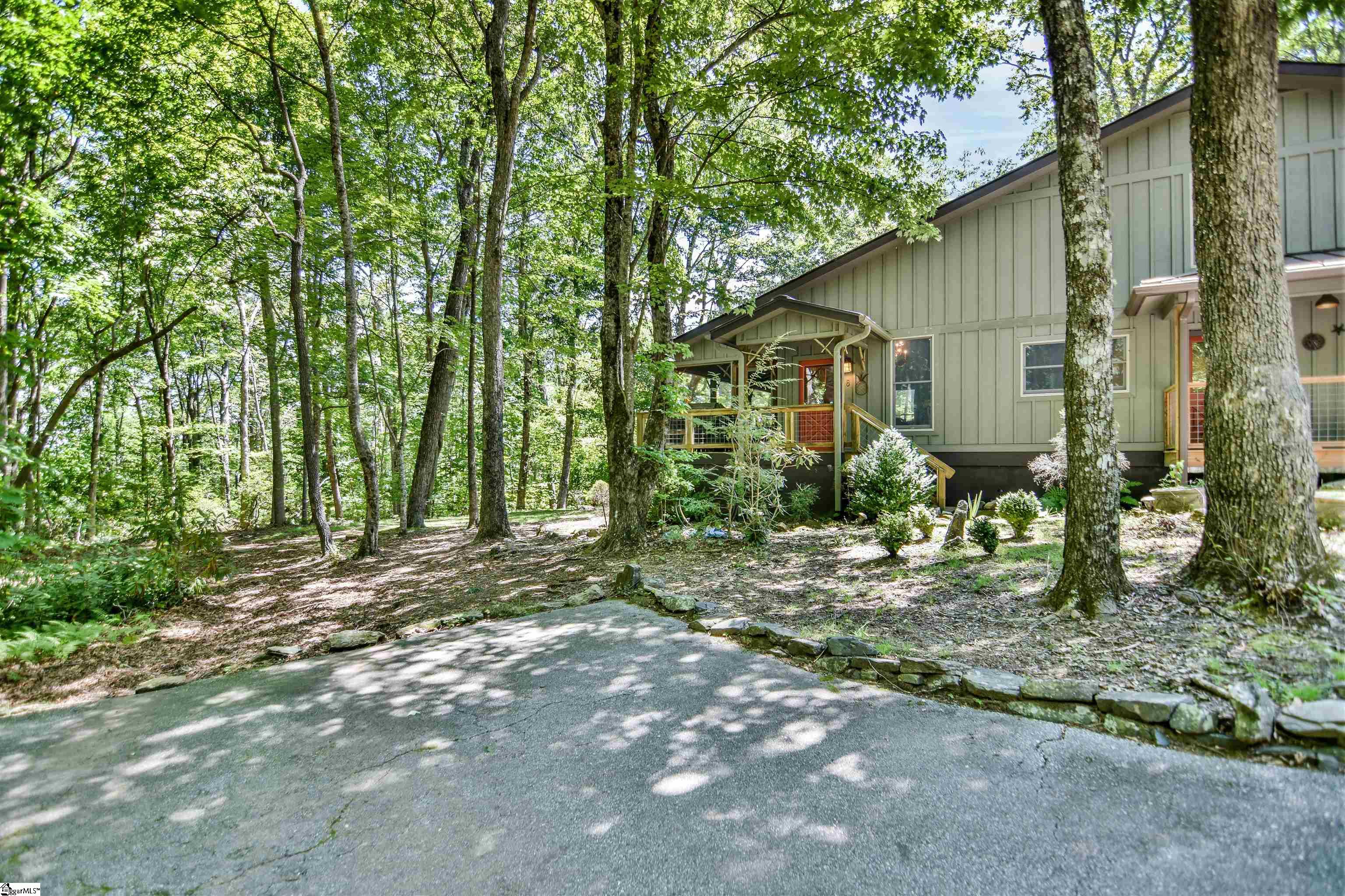 8 Cliff Ridge Court Cleveland, SC 29635 - Photo 3 of 41