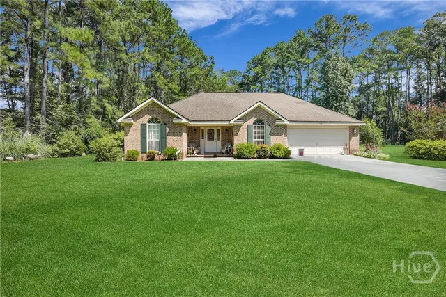 $342,000 | 138 Bradford Drive, Bloomingdale, GA 31302