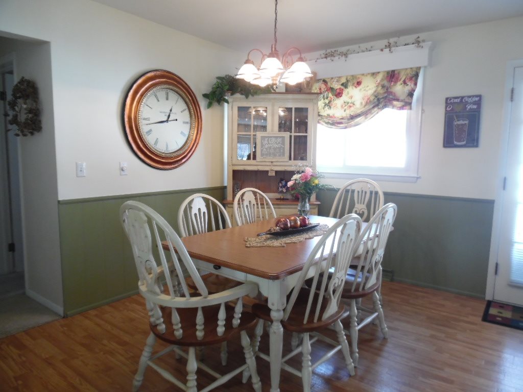 1205 East Spring Street Bluffton, IN 46714 - Photo 3 of 9 Gallery Image 3