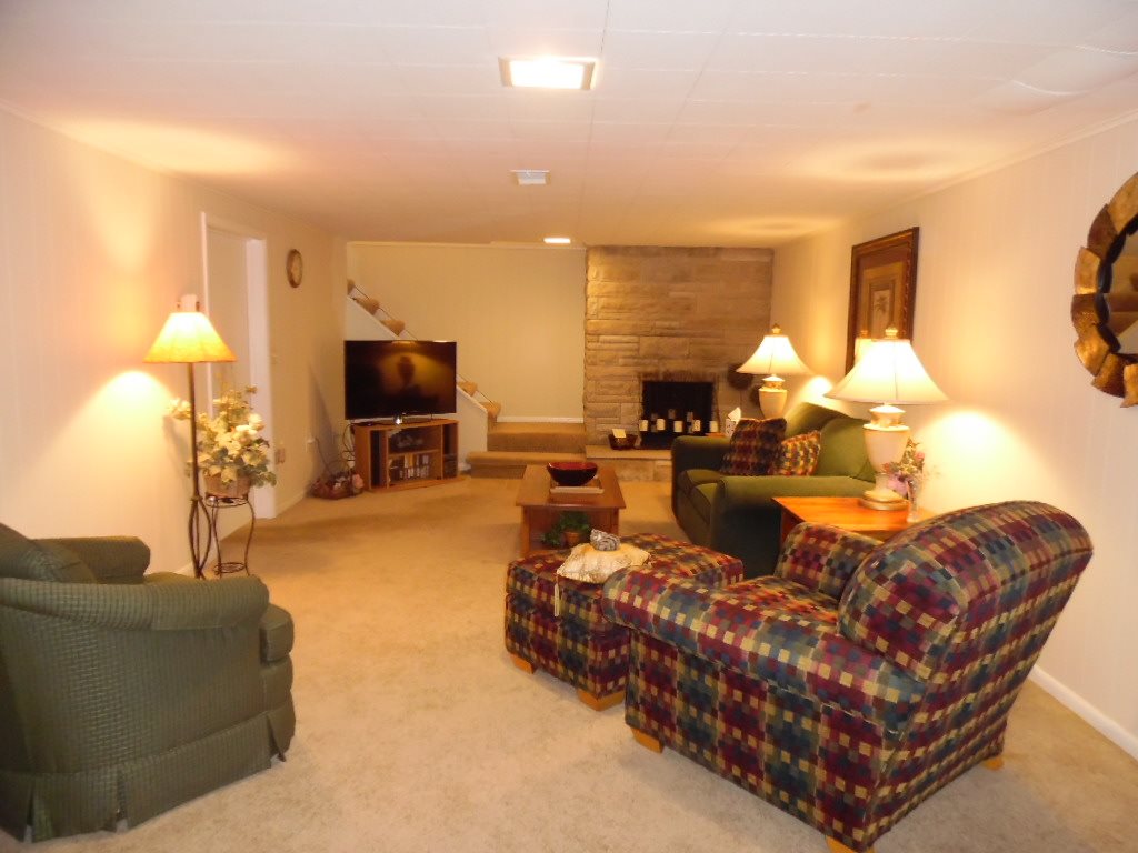 1205 East Spring Street Bluffton, IN 46714 - Photo 8 of 9 Gallery Image 8