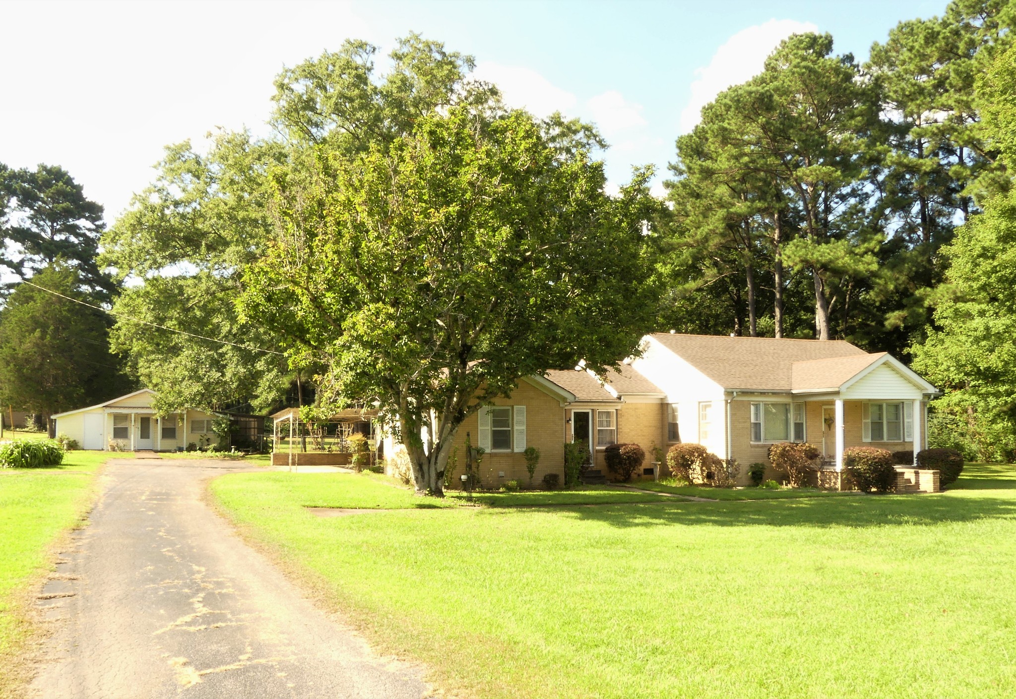 865 Clifton Road Savannah, TN 38372 - Photo 30 of 49 Gallery Image 30