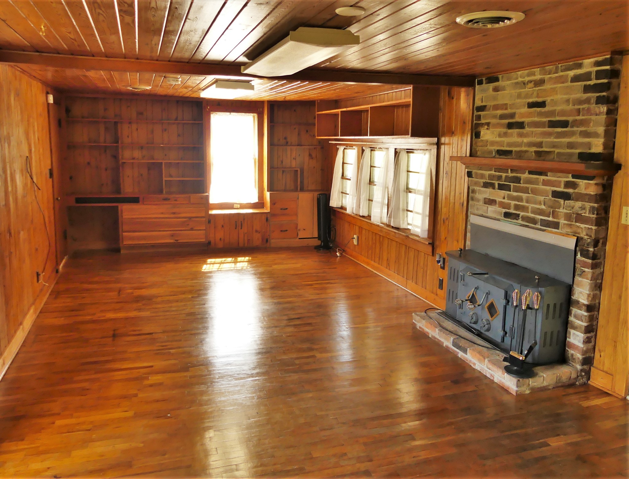 865 Clifton Road Savannah, TN 38372 - Photo 5 of 49 Gallery Image 5