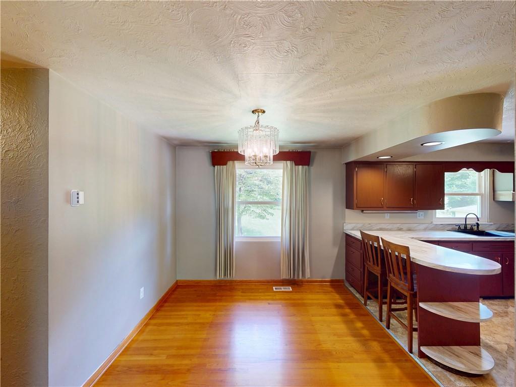 306 Cherokee Drive Butler, PA 16001 - Photo 6 of 25 Gallery Image 6