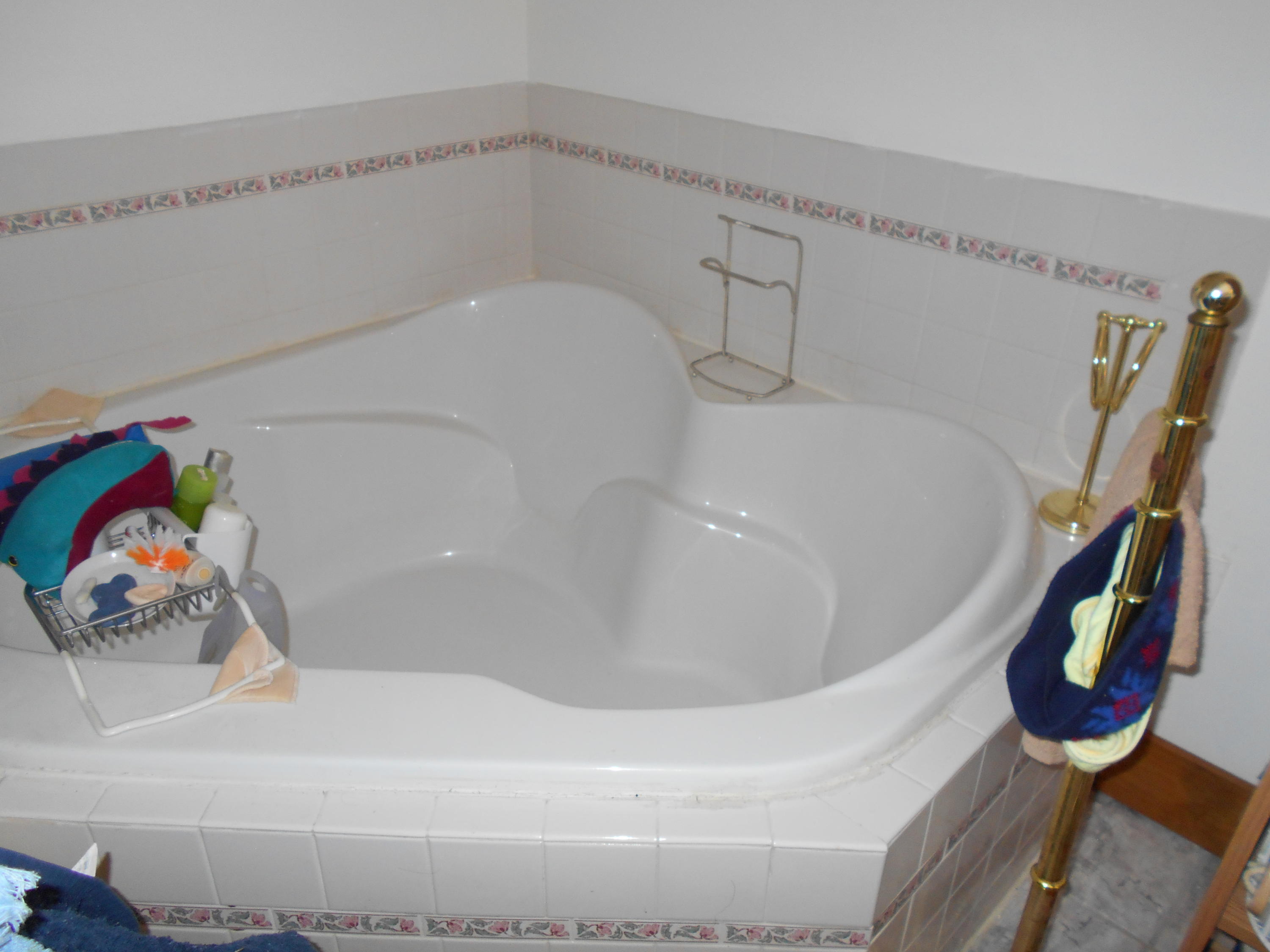 275 Varnum Pond Road Temple, ME 04984 - Photo 22 of 40 Heart Shaped Tub In Master Bedroom Bath