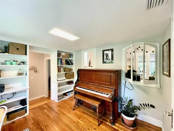 $625,000 | 1723 Northwest 7th Avenue, Gainesville, FL 32603