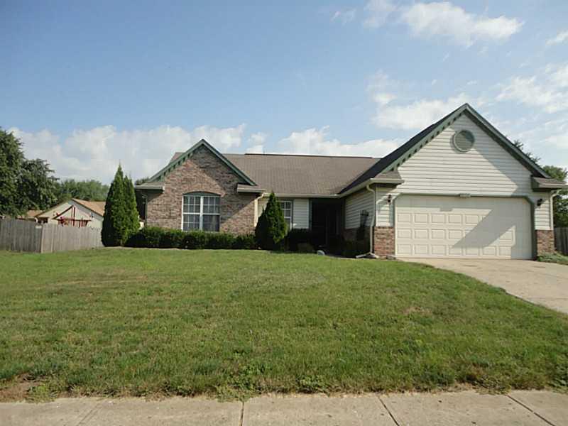 3070 Fry Road Greenwood, IN 46142 - Photo 3 of 17 Gallery Image 3