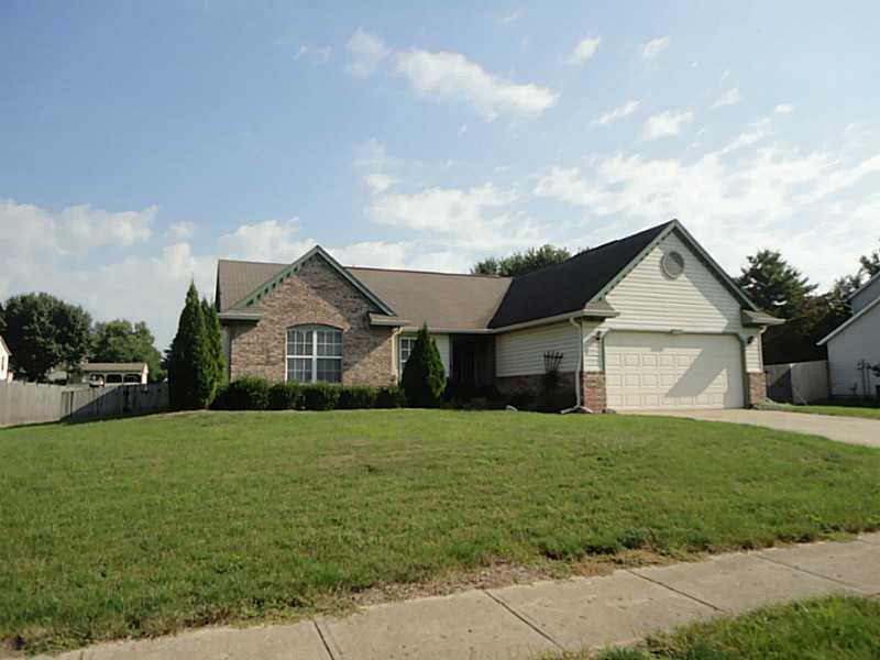 3070 Fry Road Greenwood, IN 46142 - Photo 4 of 17 Gallery Image 4