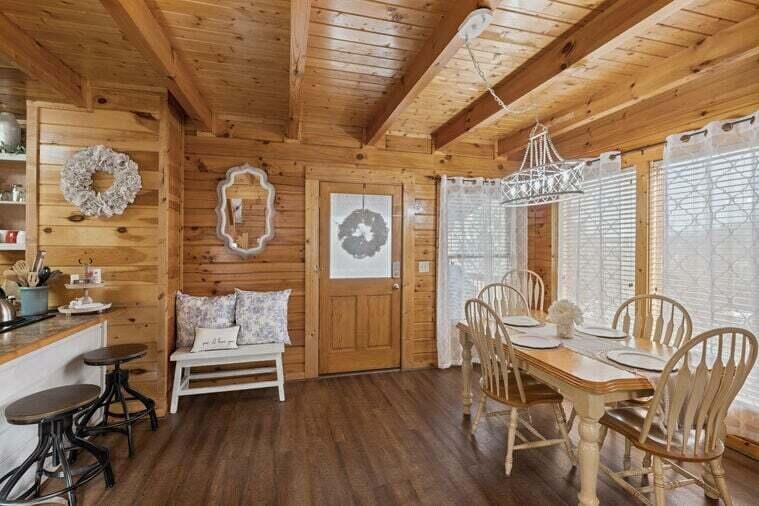 514 Blackberry Ridge Way Pigeon Forge, TN 37863 - Photo 5 of 17 Gallery Image 5