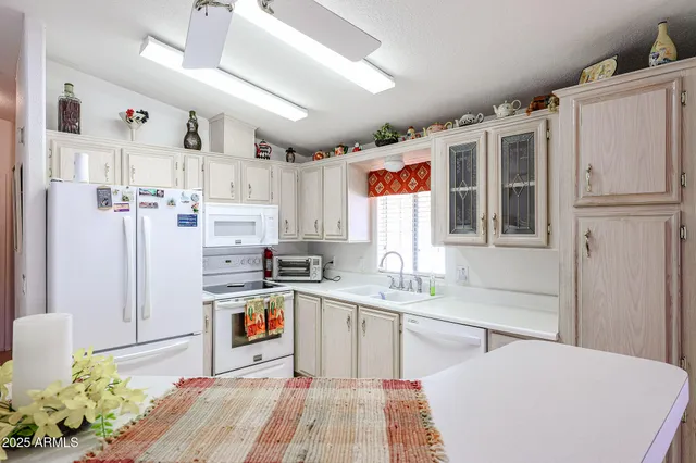 $168,000 | 3901 East Pinnacle Peak Road, Unit 235, Phoenix, AZ 85050