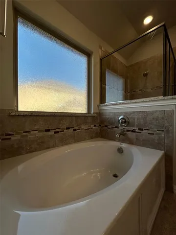 $2,195 | 505 Reatta Drive, Justin, TX 76247