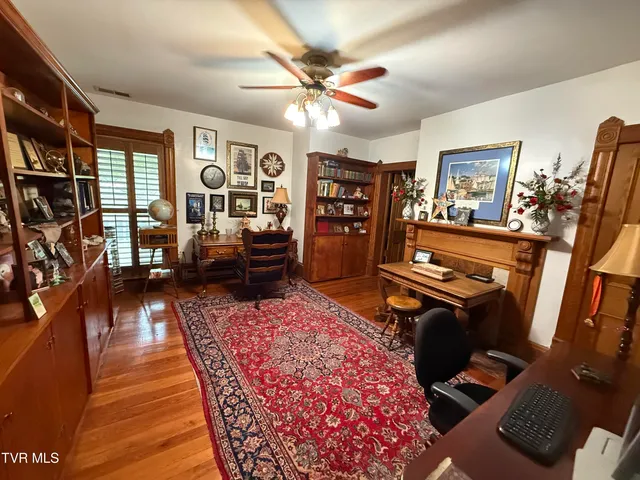 $749,900 | 1906 West G Street, Elizabethton, TN 37643