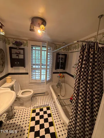 $749,900 | 1906 West G Street, Elizabethton, TN 37643