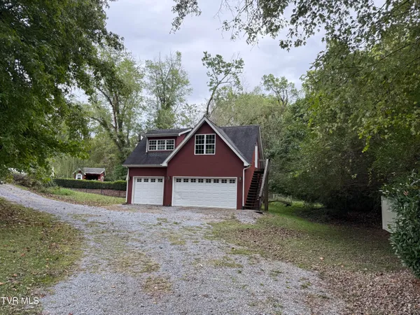 $629,900 | 1906 West G Street, Elizabethton, TN 37643