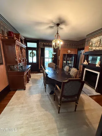 $629,900 | 1906 West G Street, Elizabethton, TN 37643