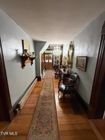 $629,900 | 1906 West G Street, Elizabethton, TN 37643