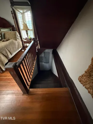 $749,900 | 1906 West G Street, Elizabethton, TN 37643