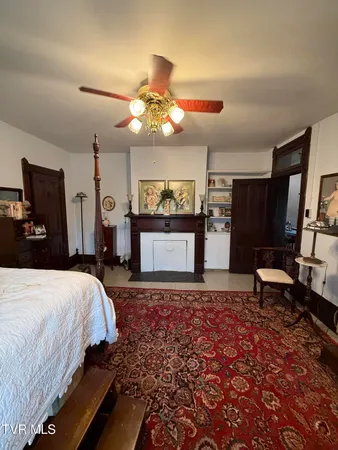 $629,900 | 1906 West G Street, Elizabethton, TN 37643