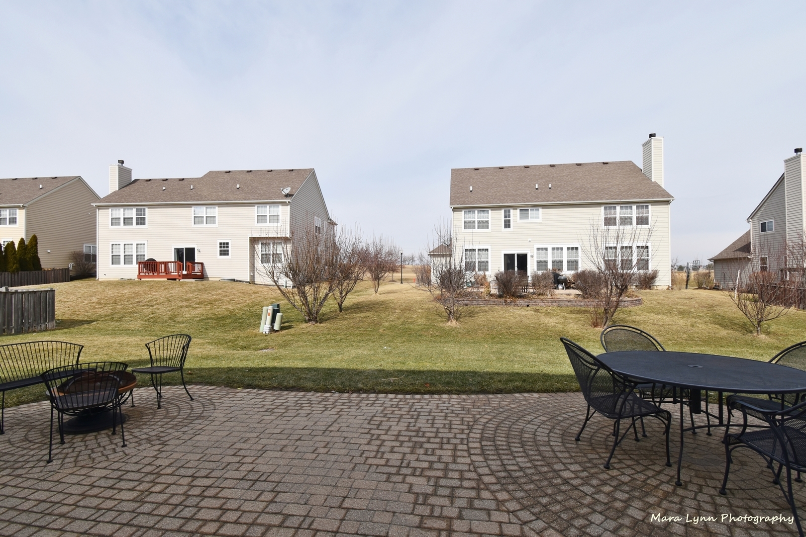 294 Sonora Drive Elgin, IL 60124 - Photo 35 of 40 a view of a house with backyard and sitting area