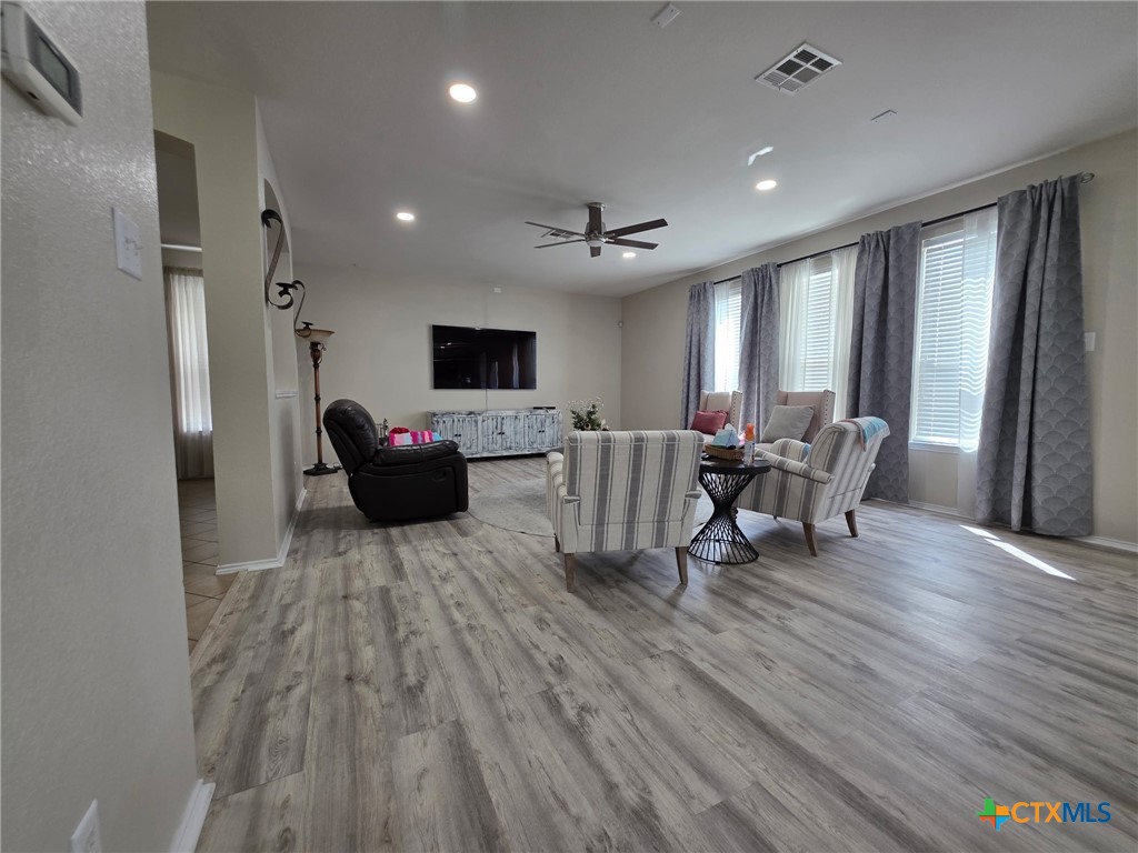 6203 Taree Loop Killeen, TX 76549 - Photo 6 of 33