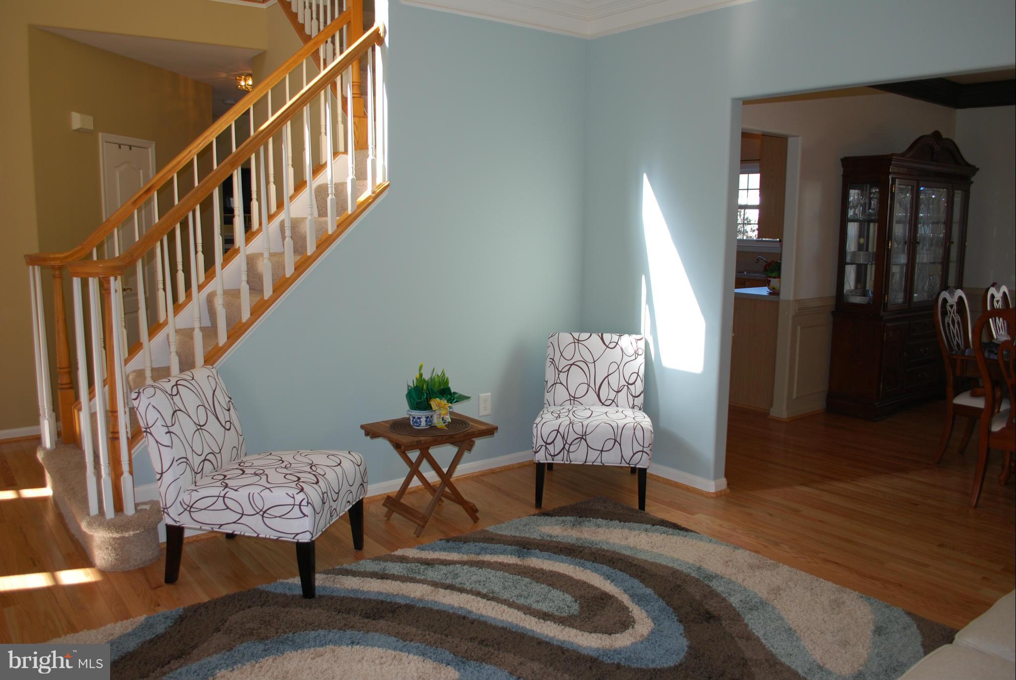 685 Race Course Road Warrenton, VA 20186 - Photo 13 of 30 Living Room