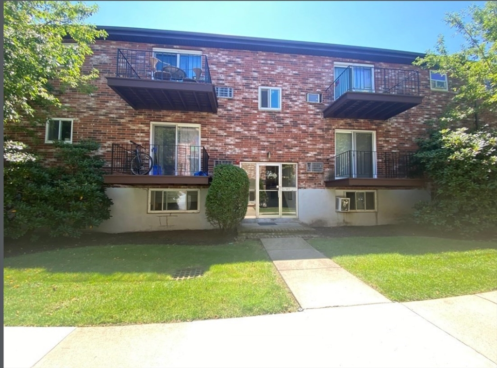 25 Westgate Road, Unit 2 Boston, MA 02467 - Photo 1 of 14