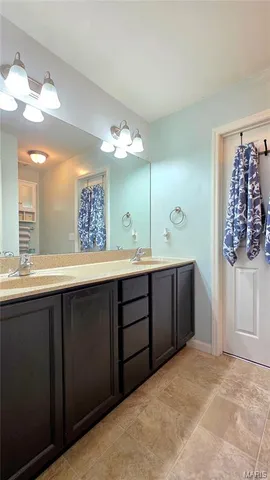 $327,900 | 1796 Meade Court, Pacific, MO 63069