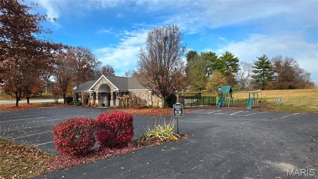 $324,900 | 1796 Meade Court, Pacific, MO 63069