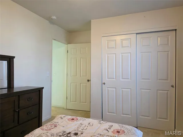 $327,900 | 1796 Meade Court, Pacific, MO 63069