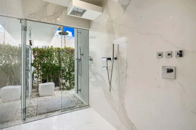 $2,095,000 | 2309 South Yosemite, Palm Springs, CA 92264