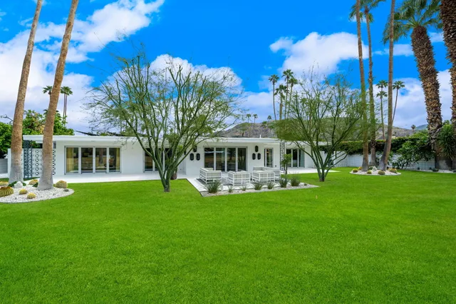 $2,095,000 | 2309 South Yosemite, Palm Springs, CA 92264