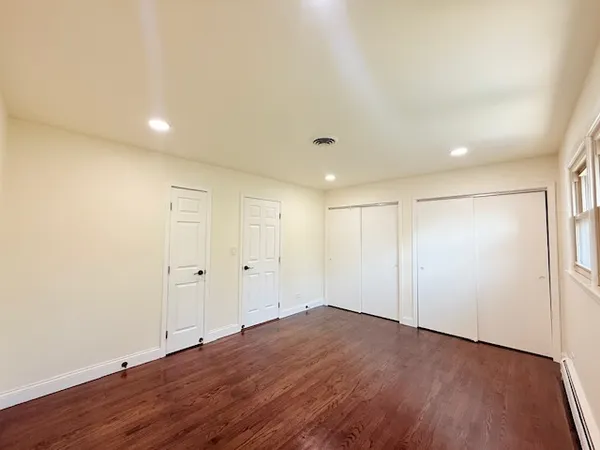 $2,350 | 833 Heritage Drive, Unit 1, Addison, IL 60101