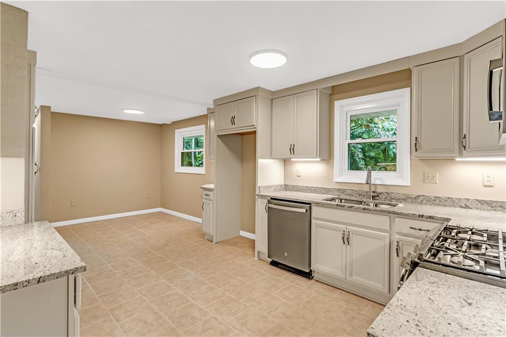 99 East Belmere Road Wexford, PA 15090 - Photo 6 of 25 Gallery Image 6