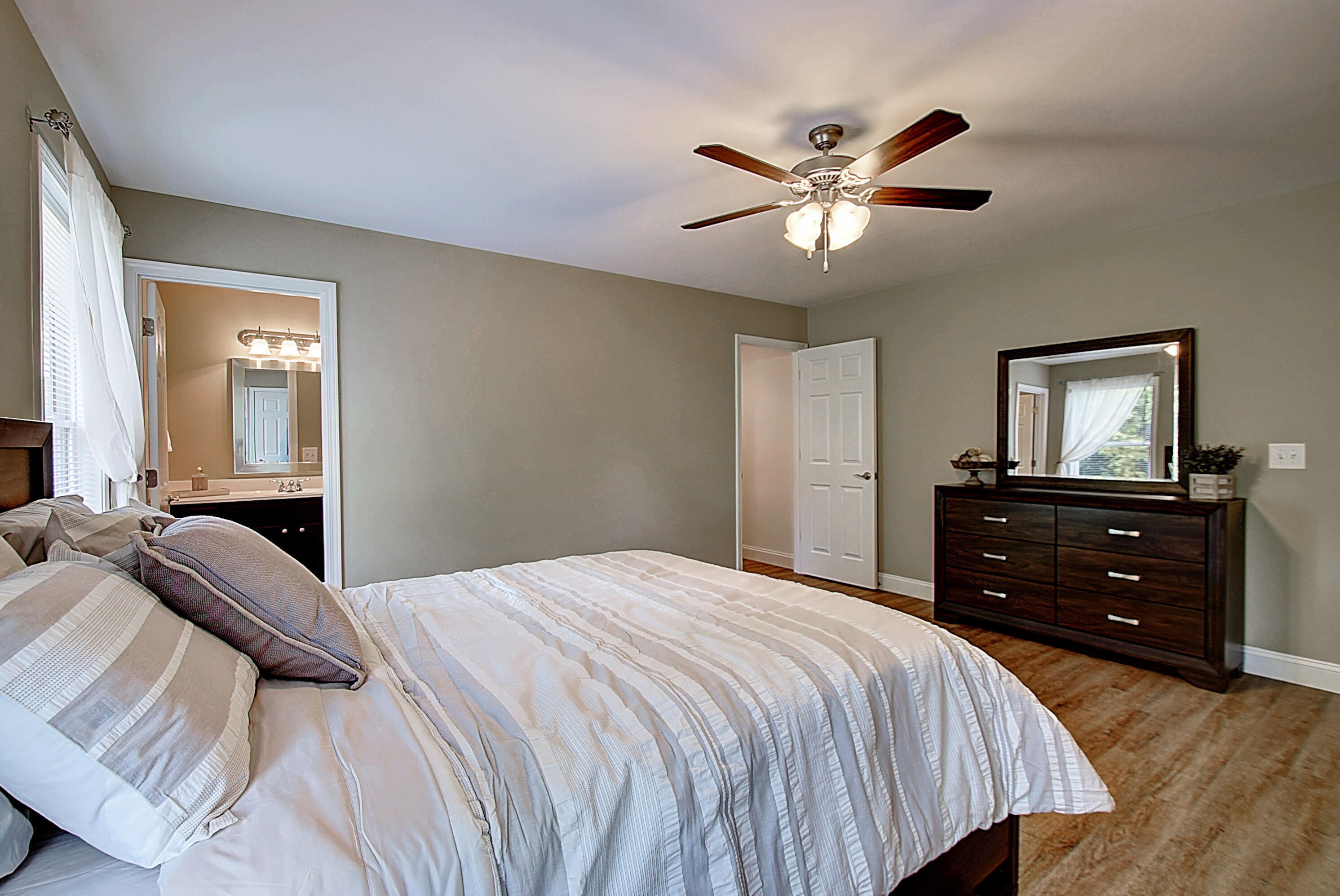 2927 Watauga Road, Unit 14 Johnson City, TN 37601 - Photo 14 of 23 DSC_0056_7_8_9