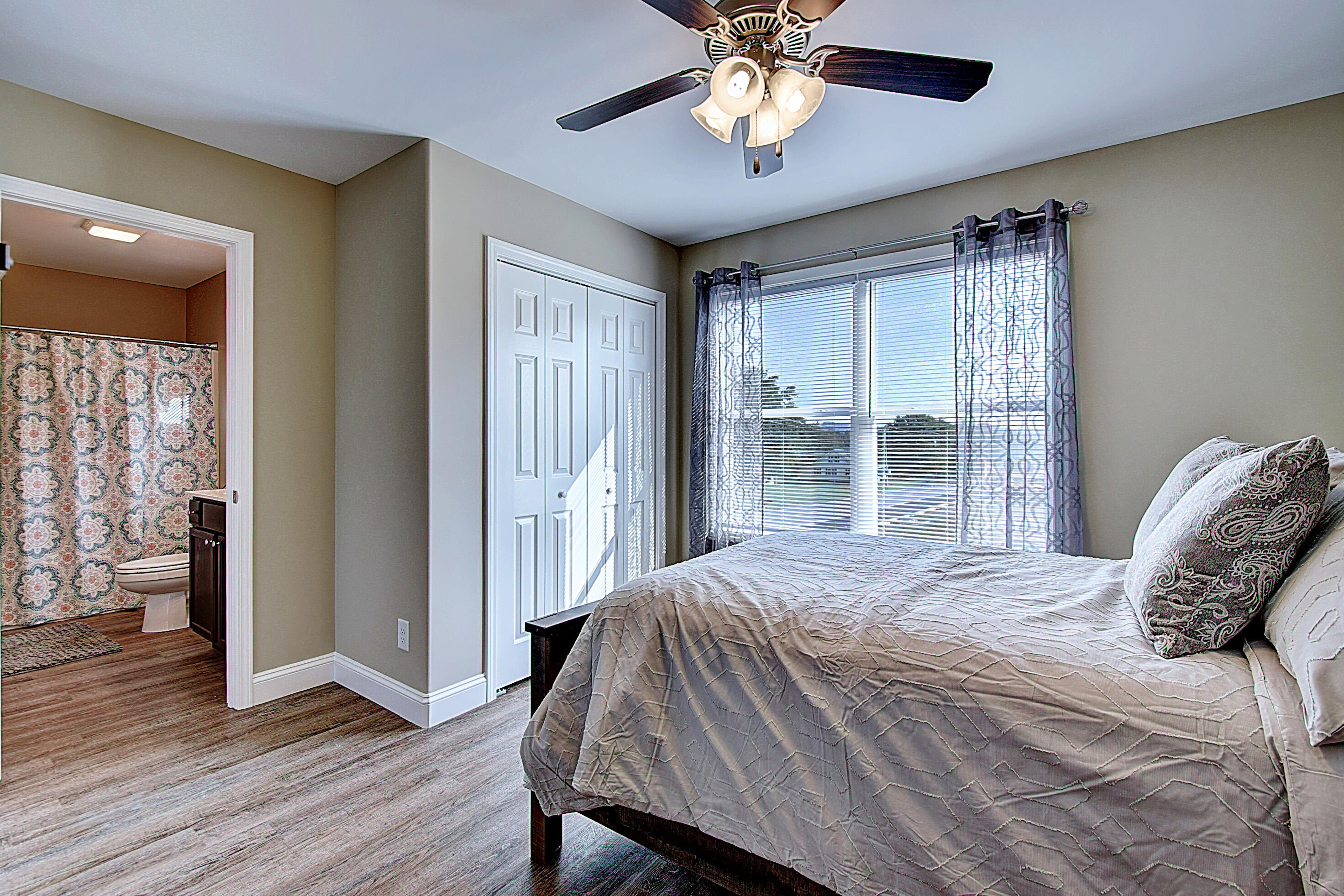 2927 Watauga Road, Unit 14 Johnson City, TN 37601 - Photo 17 of 23 DSC_0068_69_70_71