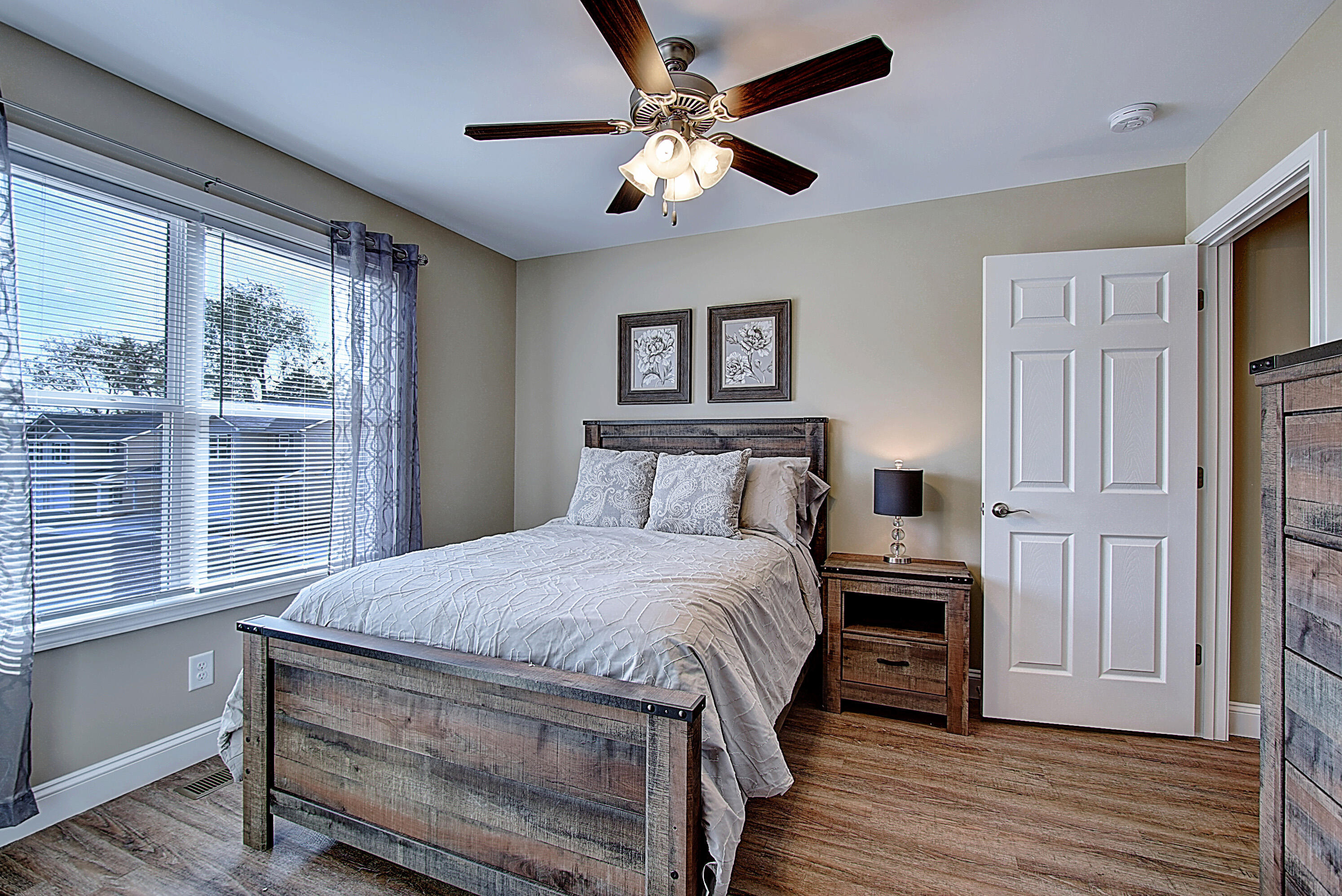 2927 Watauga Road, Unit 14 Johnson City, TN 37601 - Photo 18 of 23 DSC_0072_3_4_5