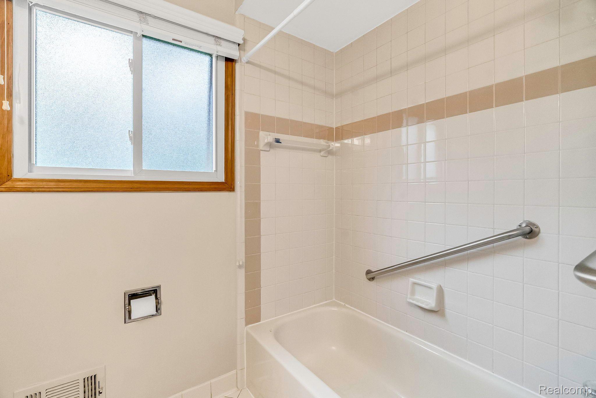4882 25 Mile Road Utica, MI 48316 - Photo 44 of 57 Gallery Image 44