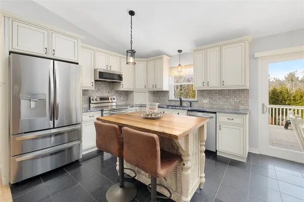 $749,900 | 175 Hope Furnace Road, Scituate, RI 02831