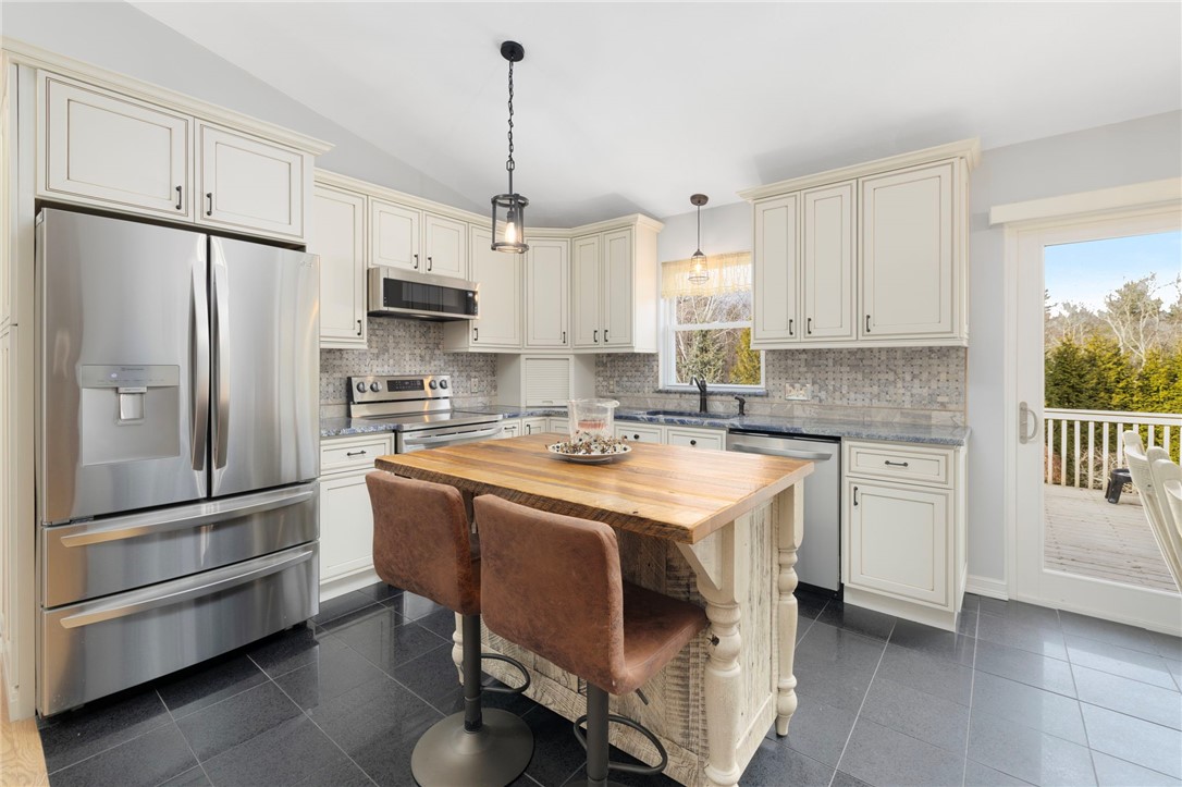 175 Hope Furnace Road Scituate, RI 02831 - Photo 20 of 48