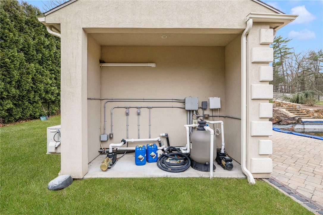 175 Hope Furnace Road Scituate, RI 02831 - Photo 5 of 48